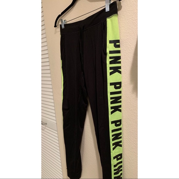 Victoria’s Secret PINK size Small joggers - Picture 1 of 5